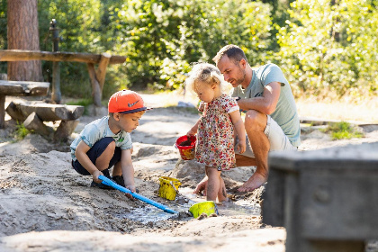 010 Kampeerplaats met Prive sanitair