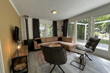 007 Een Scandinavische beleving in Drenthe met dit 6 persoons chalet