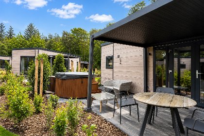001 Groeneborg Lodge met hottub | 4 personen
