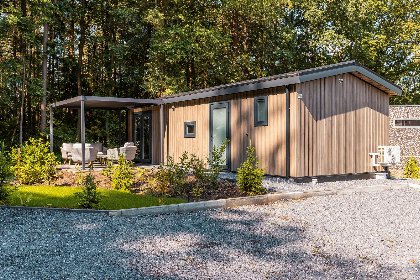 002 Uijlenborg Lodge met hottub | 4 personen