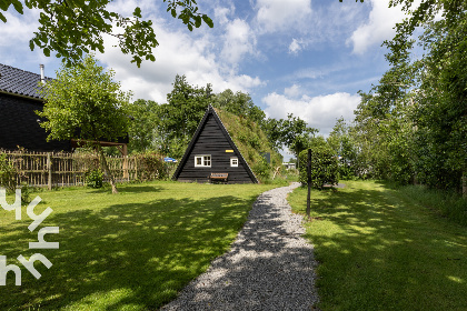 009 Gezellige 25 persoons groepsaccommodatie naast een wijngaard in Drenthe