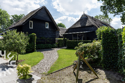 016 Groepsaccommodatie naast een wijngaard voor 11 personen in het Drentse dorp Ruinerwold