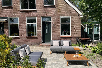 019 Ruime 2 persoons vakantiewoning met prive terras in Schoonloo naast het bos