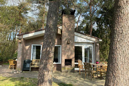 001 Sfeervolle 6 persoons bungalow met open haard in prachtig natuurgebied