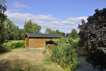 028 Prachtige 10 persoons villa met sauna en whirlpool in Tiendeveen, Drenthe