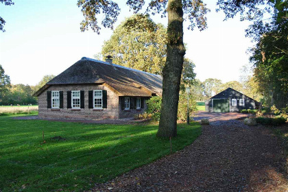 016 Prachtig gelegen 10 persoons vakantieboerderij in Uffelte   Drenthe