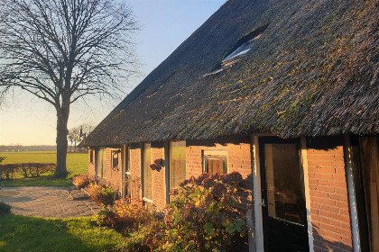 010 Vakantieboerderij voor 24 personen in Wapse