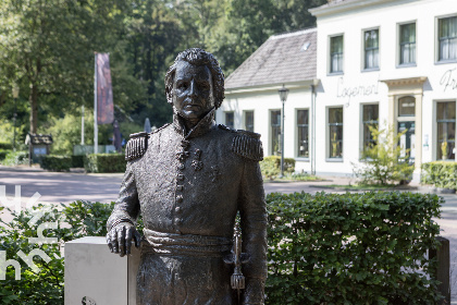 008 Zeer ruim 2 persoons vakantiehuis in het voorhuis van een boerderij in Drenthe