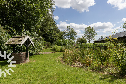 023 Zeer ruim 2 persoons vakantiehuis in het voorhuis van een boerderij in Drenthe