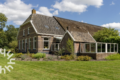 028 Zeer ruim 2 persoons vakantiehuis in het voorhuis van een boerderij in Drenthe