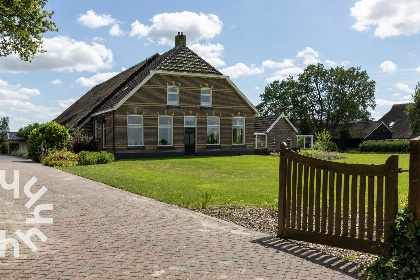 034 Zeer ruim 2 persoons vakantiehuis in het voorhuis van een boerderij in Drenthe