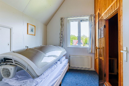004 Heerlijk 8 persoons vakantiehuis met sauna en zonnehemel in Westerbork