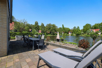 011 Heerlijk 8 persoons vakantiehuis met sauna en zonnehemel in Westerbork