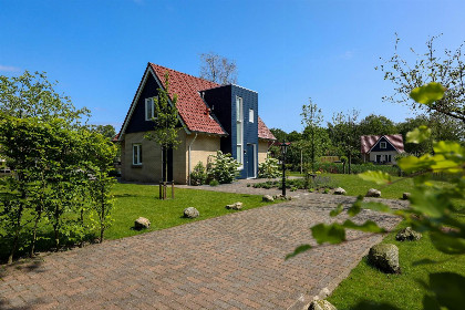 013 Heerlijk 8 persoons vakantiehuis met sauna en zonnehemel in Westerbork