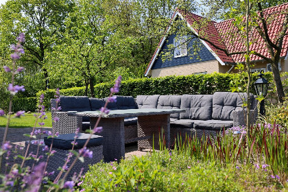 018 Heerlijk 8 persoons vakantiehuis met sauna en zonnehemel in Westerbork