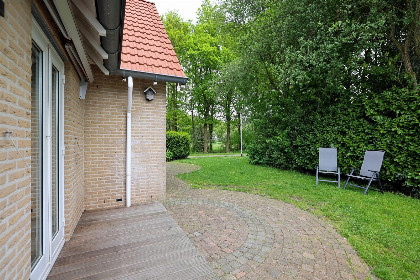 017 Ruim 8 persoons vakantiehuis met sauna op vakantiepark in Westerbork