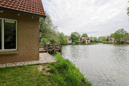 024 Ruim 8 persoons vakantiehuis met sauna op vakantiepark in Westerbork