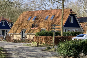 Sfeervolle Saksische 12 persoons groepsboerderij, bestaande uit 2 geschakelde woningen