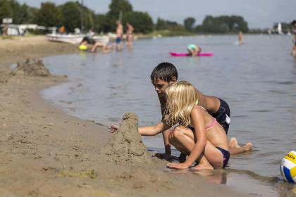 015 Knusse 2 persoons Tiny House aan het Veluwemeer