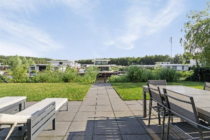 023 Bloem Nr. 315 | 6 pers. Jacuzzi
