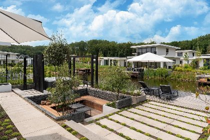 019 Bloem Nr. 354 | 8 Pers. Jacuzzi