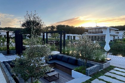 022 Bloem Nr. 354 | 8 Pers. Jacuzzi