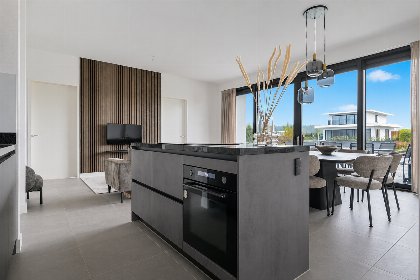 004 Bloem Nr. 511 | 8 Pers. Hottub 