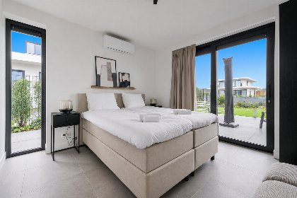 009 Bloem Nr. 511 | 8 Pers. Hottub 