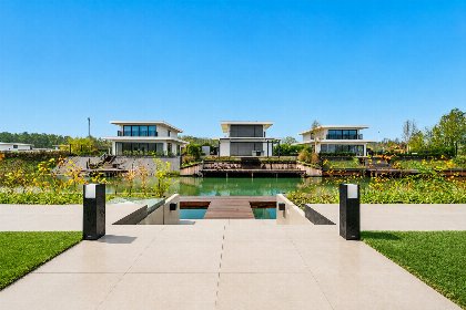 017 Bloem Nr. 511 | 8 Pers. Hottub 