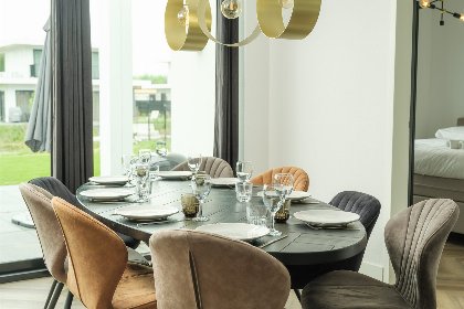 004 Bloem Nr. 551 | 8 Pers