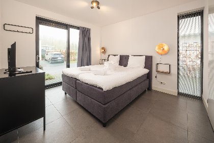 012 Bloem Nr. 591 | 8 Pers. Hottub