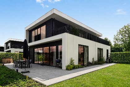 020 Maan Nr. 300 | 10 Pers. Hottub 020 Maan Nr. 300 | 10 Pers. Hottub