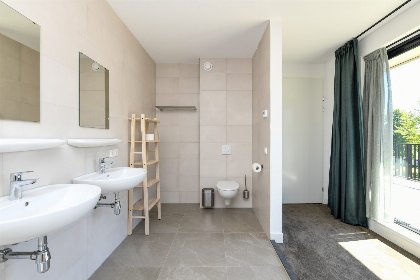 009 Maan Nr. 301 | 10 Pers. Hottub
