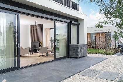 016 Maan Nr. 309 | 10 Pers. Hottub 