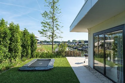 017 Maan Nr. 309 | 10 Pers. Hottub 