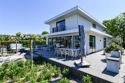 015 Water Nr. 243 | 10 Pers. Jacuzzi 