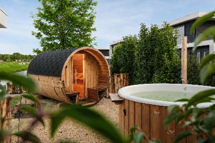 021 Water Nr. 500 | 10 Pers. Hottub 