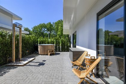 015 Water Nr. 554 | 8 Pers. Hottub 