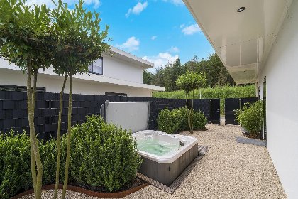 021 Water Nr. 561 | 8 Pers. Prive Zwembad, Jacuzzi 021 Water Nr. 561 | 8 Pers. Prive Zwembad, Jacuzzi