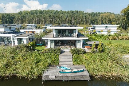 023 Water Nr. 592 | 10 Pers. Hottub