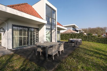015 Zon Nr. 325 | 5 Pers 015 Zon Nr. 325 | 5 Pers