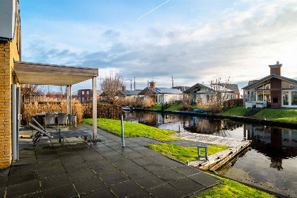 009 4 persoons vakantiehuis aan het water op recreatiepark Tusken de Marren