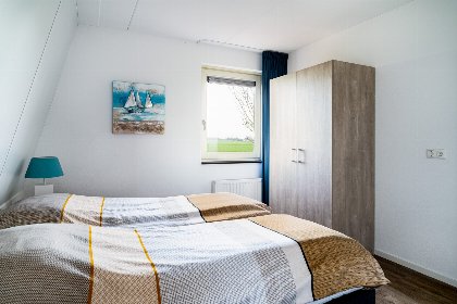 005 Sneekermeer 8p. met jacuzzi 005 Sneekermeer 8p. met jacuzzi