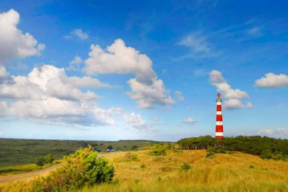 004 Gelegen in het dorp Buren op Ameland vindt u dit mooi gelegen 6p. vakantiehuis