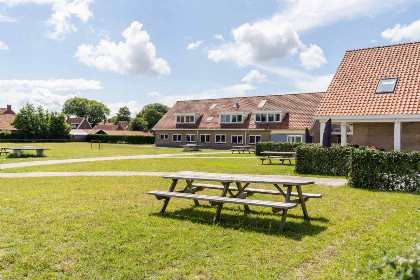 043 Heerlijk 20 persoons groepsaccommodatie in de Vleien op Ameland