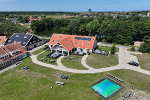 Luxe 20 persoons groepsaccommodatie in de Vleien op Ameland