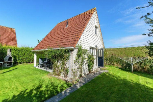 Vrijstaande 6 persoons woning aan het Lauwersmeer in Friesland