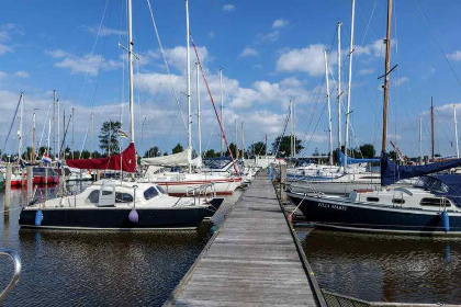 008 Vrijstaande 6 persoons woning aan het Lauwersmeer in Friesland