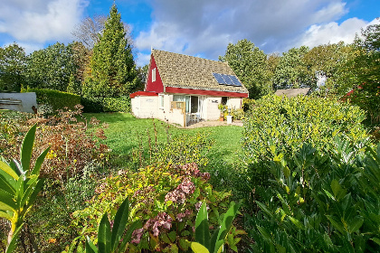 020 Comfortabele 4 persoons bungalow met ruime tuin in Boijl, Friesland