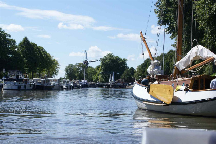 015 Prachtig gelegen 2 persoons chalet aan de jachthaven Kuikhorne